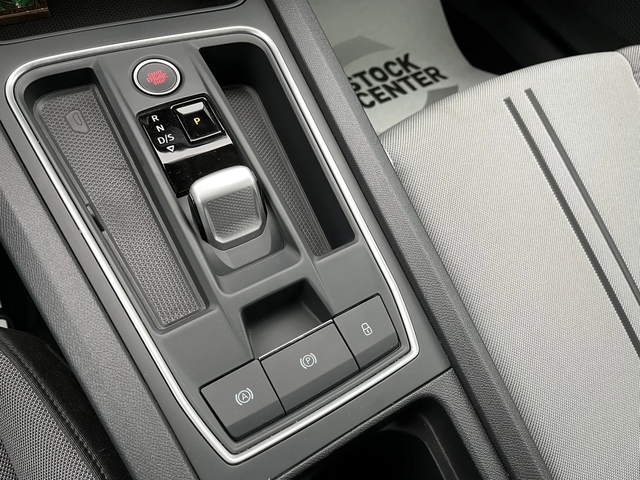 Seat Leon 1.5 eTSI STYLE 150 HP DSG - автомобили, коли, обяви за нови и употребявани 11