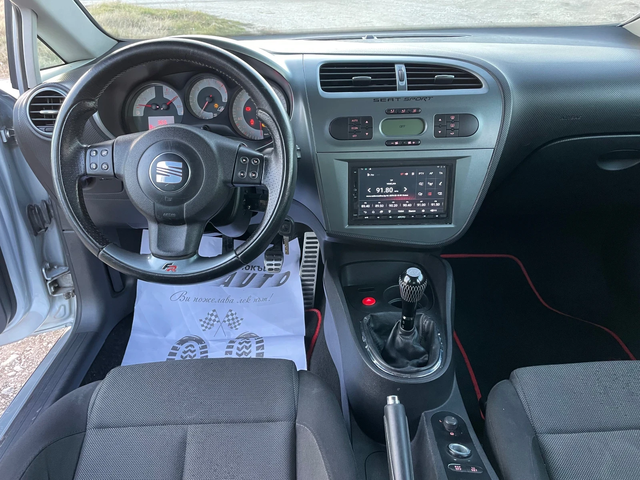 Seat Leon FR-2.0TDI-200k.s-NAVI-ITALIA - автомобили, коли, обяви за нови и употребявани 7