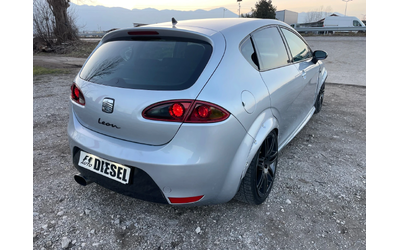 Seat Leon FR-2.0TDI-200k.s-NAVI-ITALIA - автомобили, коли, обяви за нови и употребявани 8