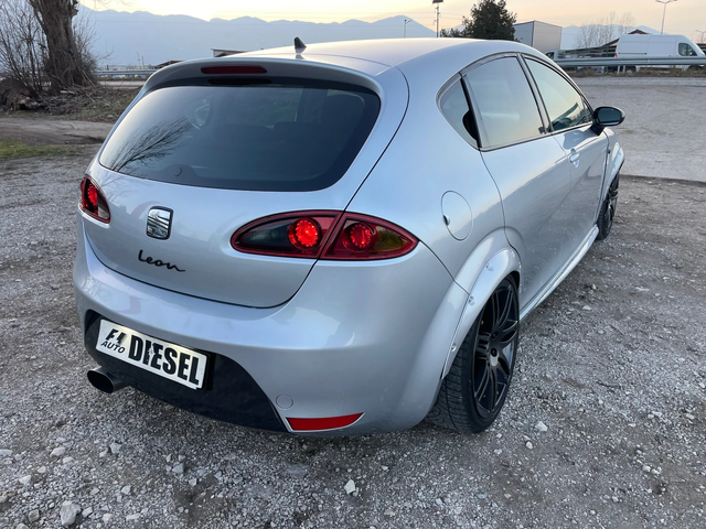 Seat Leon FR-2.0TDI-200k.s-NAVI-ITALIA - автомобили, коли, обяви за нови и употребявани 8