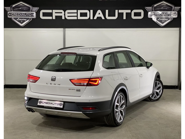 Seat Leon 2.0TDI X-PERIENCE * 4x4* - автомобили, коли, обяви за нови и употребявани 3
