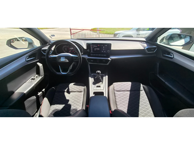 Seat Leon 73хил. км. FR 2023г. БЕНЗИН 150 к.с. - автомобили, коли, обяви за нови и употребявани 9