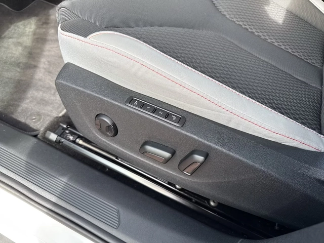 Skoda Elroq 85 Lodge Matrix DIST 360* HUD Winter Pack+ Keyless - автомобили, коли, обяви за нови и употребявани 11