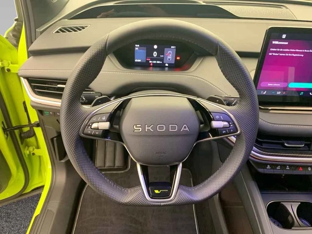 Skoda Enyaq RS Skoda Plus Matrix 360 DIST HUD PANO Winter Pack - автомобили, коли, обяви за нови и употребявани 7