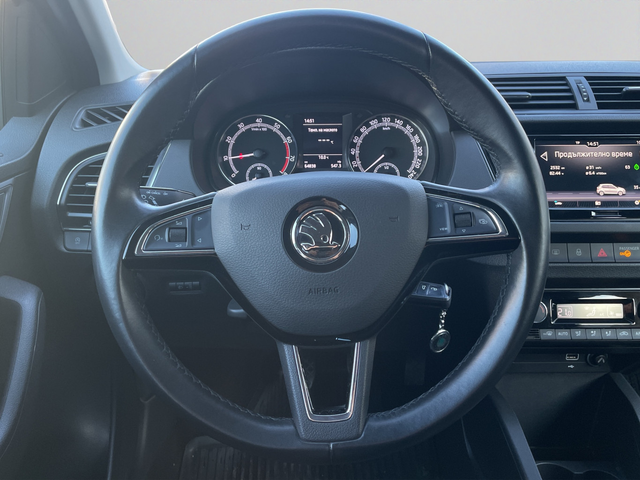 Skoda FABIA 1.0 MT6 EURO 6 - автомобили, коли, обяви за нови и употребявани 10