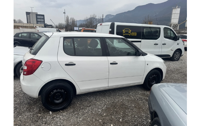 Skoda Fabia 1.2i - автомобили, коли, обяви за нови и употребявани 6