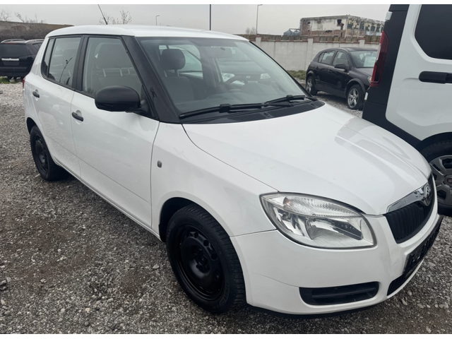 Skoda Fabia 1.2i - автомобили, коли, обяви за нови и употребявани 7