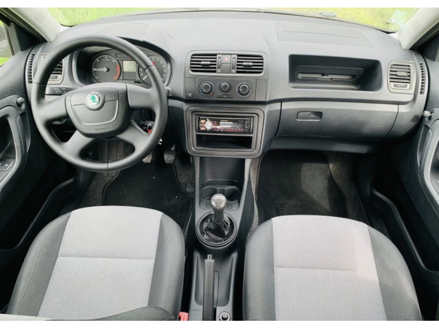 Skoda Fabia 1.4 d - автомобили, коли, обяви за нови и употребявани 9
