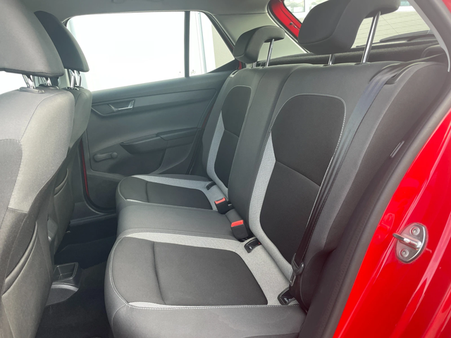 Skoda Fabia N1 Върнат от Лизинг Euro 6B - автомобили, коли, обяви за нови и употребявани 12