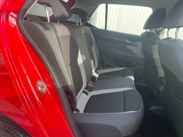 Skoda Fabia N1 Върнат от Лизинг Euro 6B - автомобили, коли, обяви за нови и употребявани 13