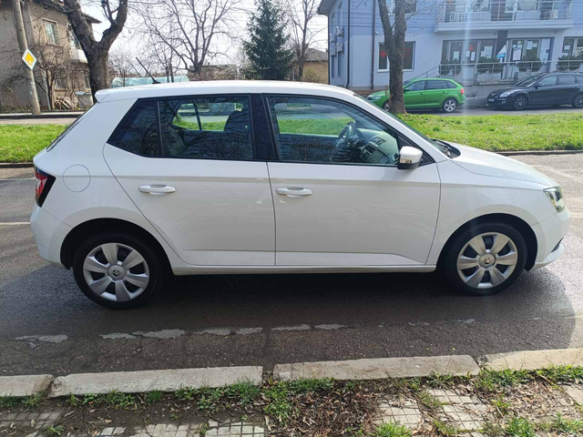 SKODA FABIA 2018г. - автомобили, коли, обяви за нови и употребявани 3