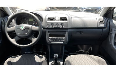 Skoda Fabia 1.6TDI 75HP - автомобили, коли, обяви за нови и употребявани 10