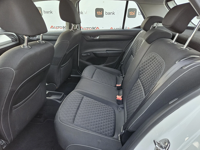 Skoda Fabia 1.4TDI-90кс= АВТОМАТ DSG= 135.000KM= НАВИ - автомобили, коли, обяви за нови и употребявани 8