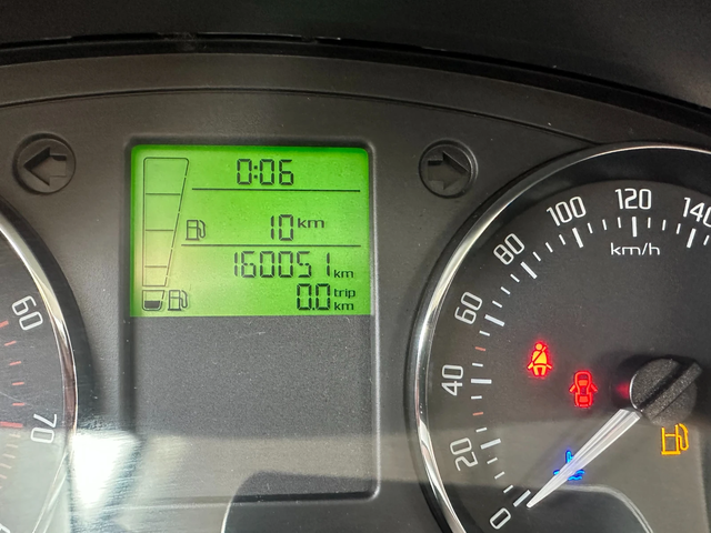 Skoda Fabia 1.2TSI 69kc EURO5b - автомобили, коли, обяви за нови и употребявани 10