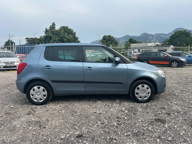 Skoda Fabia 1, 2I 69kc - автомобили, коли, обяви за нови и употребявани 5
