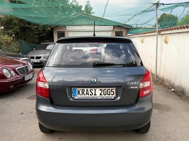 Skoda Fabia 1.2I FACELIFT - автомобили, коли, обяви за нови и употребявани 4