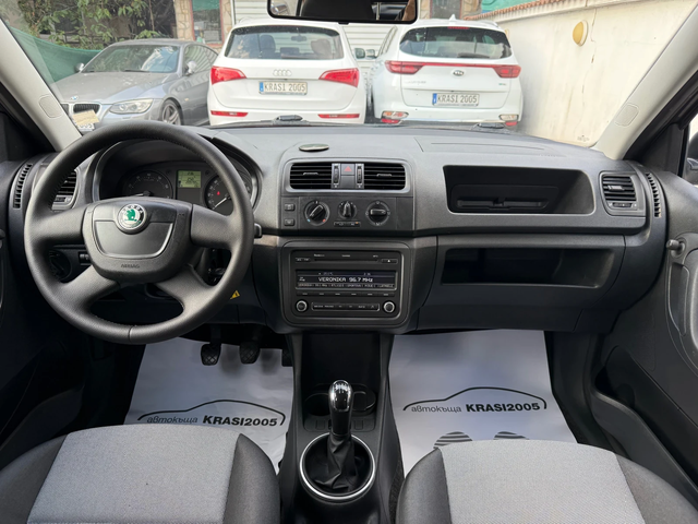 Skoda Fabia 1.2I FACELIFT - автомобили, коли, обяви за нови и употребявани 9