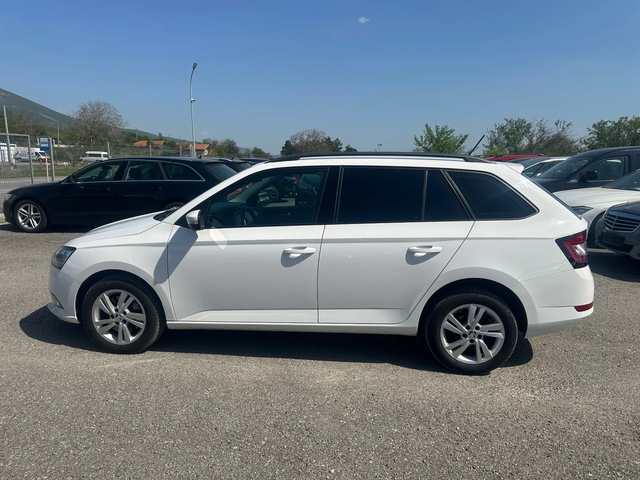 Skoda Fabia DSG* ECO* KEYLESS* LED* ПОДГРЕВ* КАТО НОВА - автомобили, коли, обяви за нови и употребявани 6