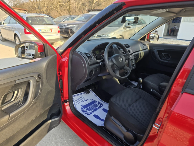 Skoda Fabia 1.2TSI 86к.с Топ състояние - автомобили, коли, обяви за нови и употребявани 10