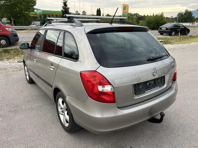 Skoda Fabia 1.6TDI 90кс COMMON RAIL EURO 5 КЛИМАТРОНИК - автомобили, коли, обяви за нови и употребявани 4