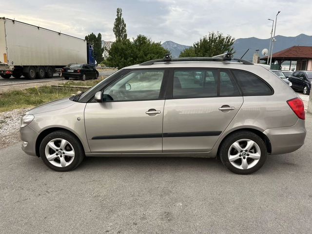 Skoda Fabia 1.6TDI 90кс COMMON RAIL EURO 5 КЛИМАТРОНИК - автомобили, коли, обяви за нови и употребявани 5