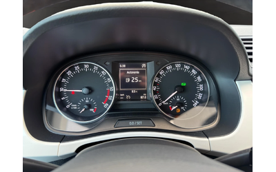 Skoda Fabia 1.4TDI DSG BICOLOR AMBITION - автомобили, коли, обяви за нови и употребявани 12