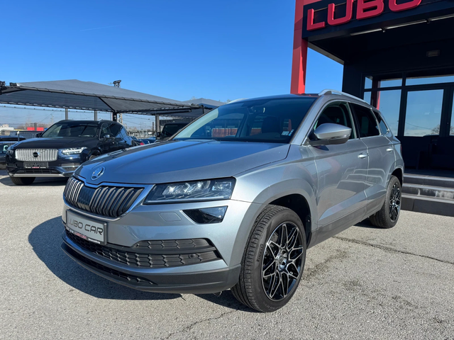 Skoda Karoq 1.6TDI-AUT-FULL LED-CAMERA-KEYLESS-AMBIENT-TOP - автомобили, коли, обяви за нови и употребявани 1