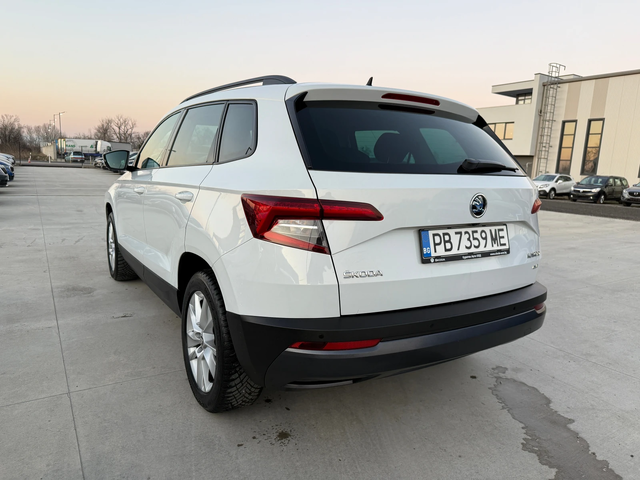Skoda Karoq -2.0TDI-4х4-М/T-150kc - автомобили, коли, обяви за нови и употребявани 2