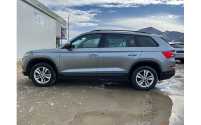 Skoda Kodiaq 2.0TDI-4X4-NAVI-KEYLESS-ADAPTIVE LED-OFFROAD PACK - автомобили, коли, обяви за нови и употребявани 7