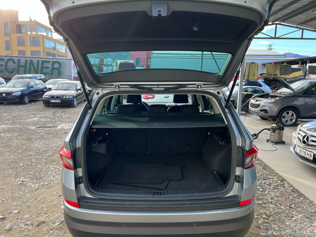 Skoda Kodiaq 2.0TDI-4X4-NAVI-KEYLESS-ADAPTIVE LED-OFFROAD PACK - автомобили, коли, обяви за нови и употребявани 8
