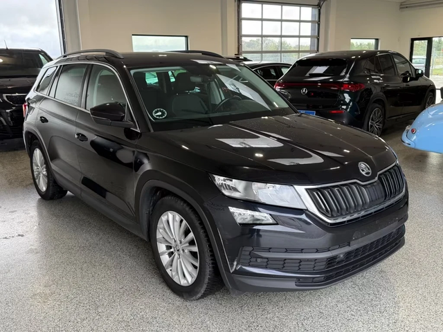 Skoda Kodiaq 1.5 TSI DSG7 ACC AHK LED - автомобили, коли, обяви за нови и употребявани 0