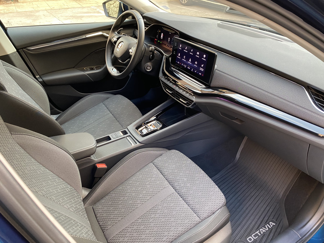 Skoda Octavia 1.4 TSI iV /PHEV/204кс./DSG/Style + /Combi - автомобили, коли, обяви за нови и употребявани 10