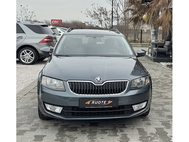 Skoda Octavia 1.4TFSi Bifuel - автомобили, коли, обяви за нови и употребявани 0