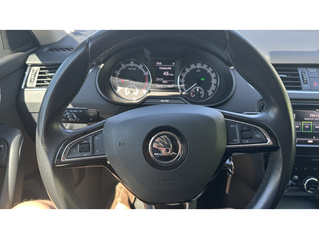 Skoda Octavia 1.5 TSI Automatic от България с ДДС - автомобили, коли, обяви за нови и употребявани 17