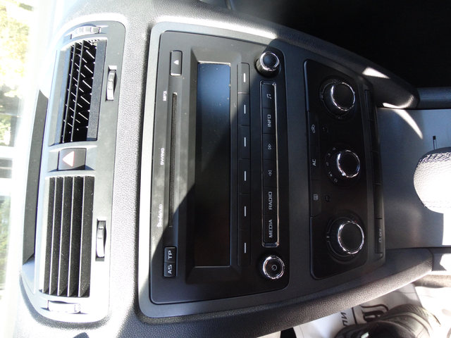 Skoda Octavia 1.6 tdi 4x4 -2броя - автомобили, коли, обяви за нови и употребявани 14