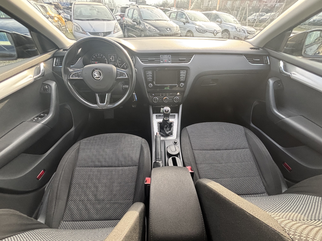 Skoda Octavia 1.6TDI - автомобили, коли, обяви за нови и употребявани 10