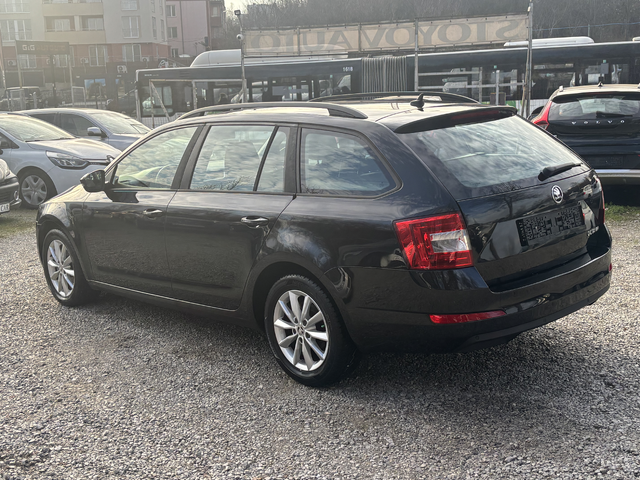 Skoda Octavia 1.6TDI - автомобили, коли, обяви за нови и употребявани 1