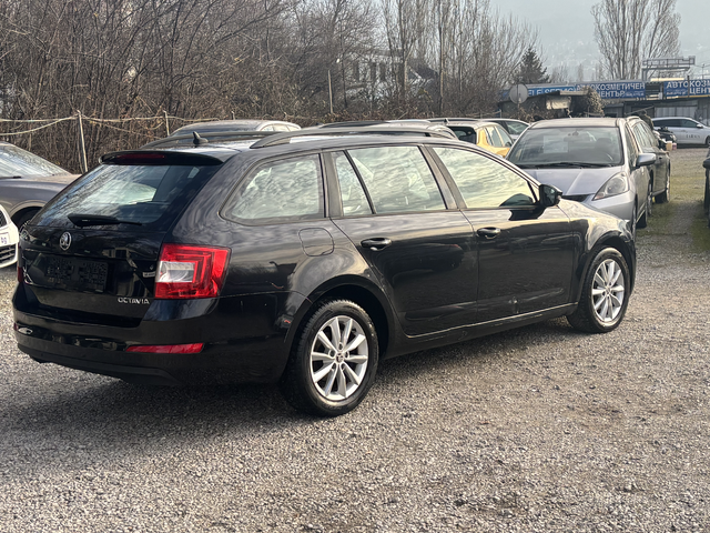 Skoda Octavia 1.6TDI - автомобили, коли, обяви за нови и употребявани 5