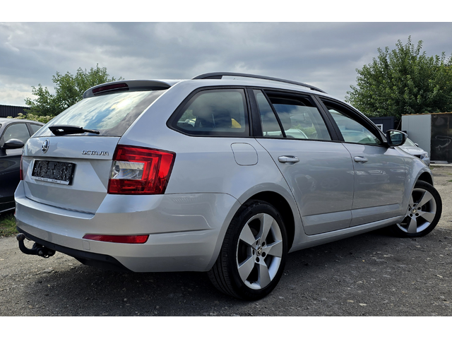 Skoda Octavia 1.8 TSI (180 кс) - автомобили, коли, обяви за нови и употребявани 3