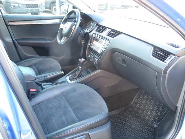 Skoda Octavia SCOUT 4x4 - автомобили, коли, обяви за нови и употребявани 13