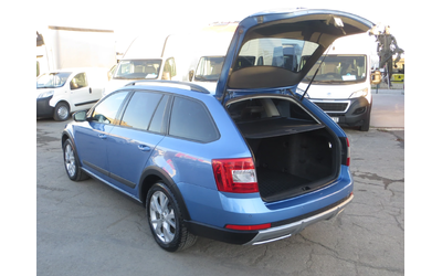 Skoda Octavia SCOUT 4x4 - автомобили, коли, обяви за нови и употребявани 14