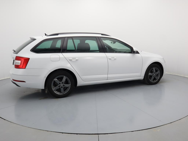 Skoda Octavia - автомобили, коли, обяви за нови и употребявани 12