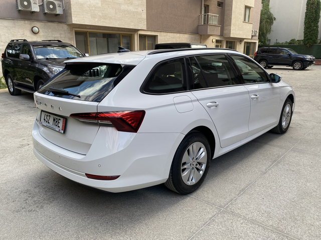 Skoda Octavia 2.0 TDI (150 кс) DSG - автомобили, коли, обяви за нови и употребявани 4