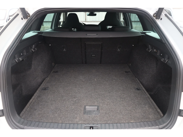 Skoda Octavia Octavia - автомобили, коли, обяви за нови и употребявани 9