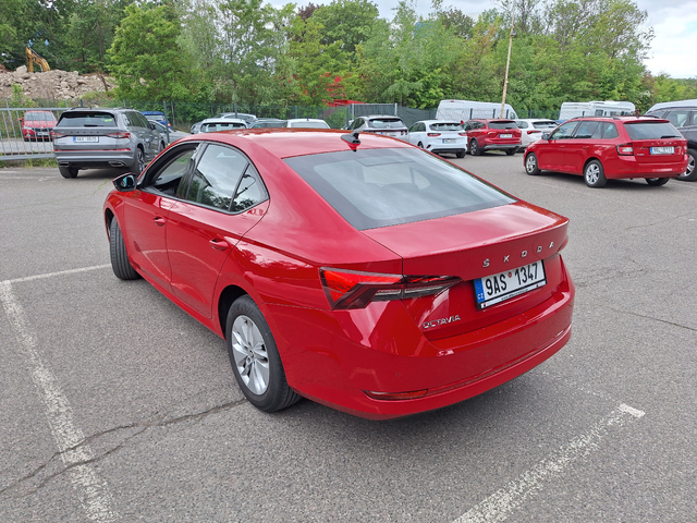 Skoda Octavia 2.0 TDI/ DSG/ Ambition/ Очакван ! - автомобили, коли, обяви за нови и употребявани 4