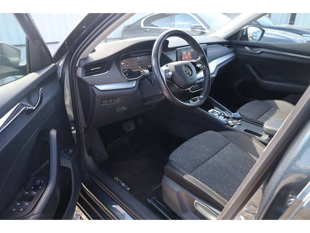 Skoda Octavia Octavia - автомобили, коли, обяви за нови и употребявани 11
