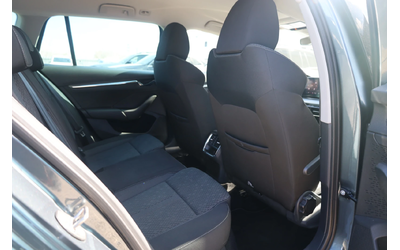 Skoda Octavia Octavia - автомобили, коли, обяви за нови и употребявани 8