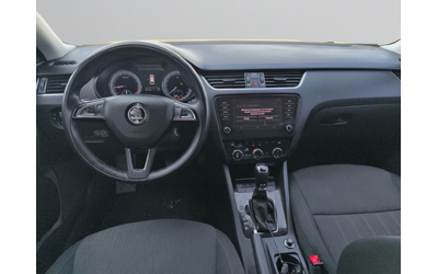 Skoda OCTAVIA 2.0TDI 150hp DSG E6 - автомобили, коли, обяви за нови и употребявани 8