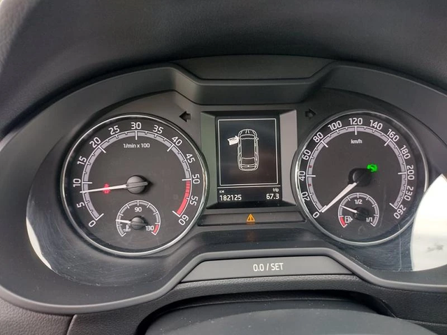 Skoda Octavia 2, 0TDI 150ps NAVI - автомобили, коли, обяви за нови и употребявани 10
