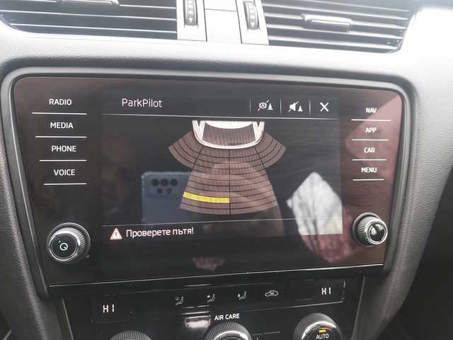 Skoda Octavia 2, 0TDI NAVI DSG - автомобили, коли, обяви за нови и употребявани 13